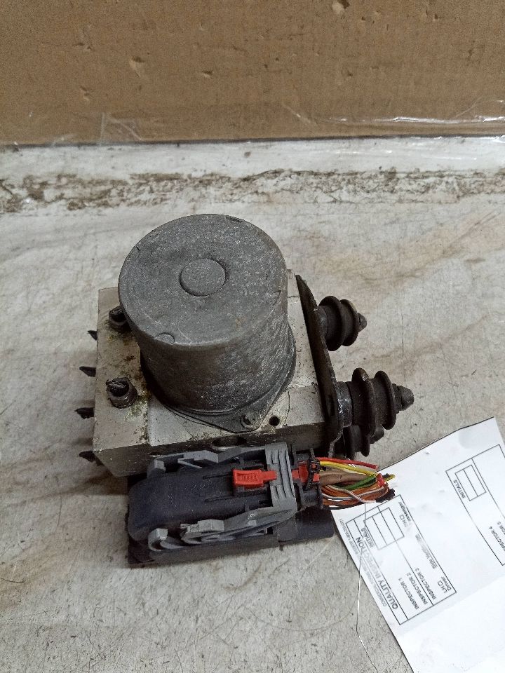 2014 AUDI Q5 4cyl Gasoline Turbo 2.0 Anti-lock Brake Pts - 20934 — photo 2