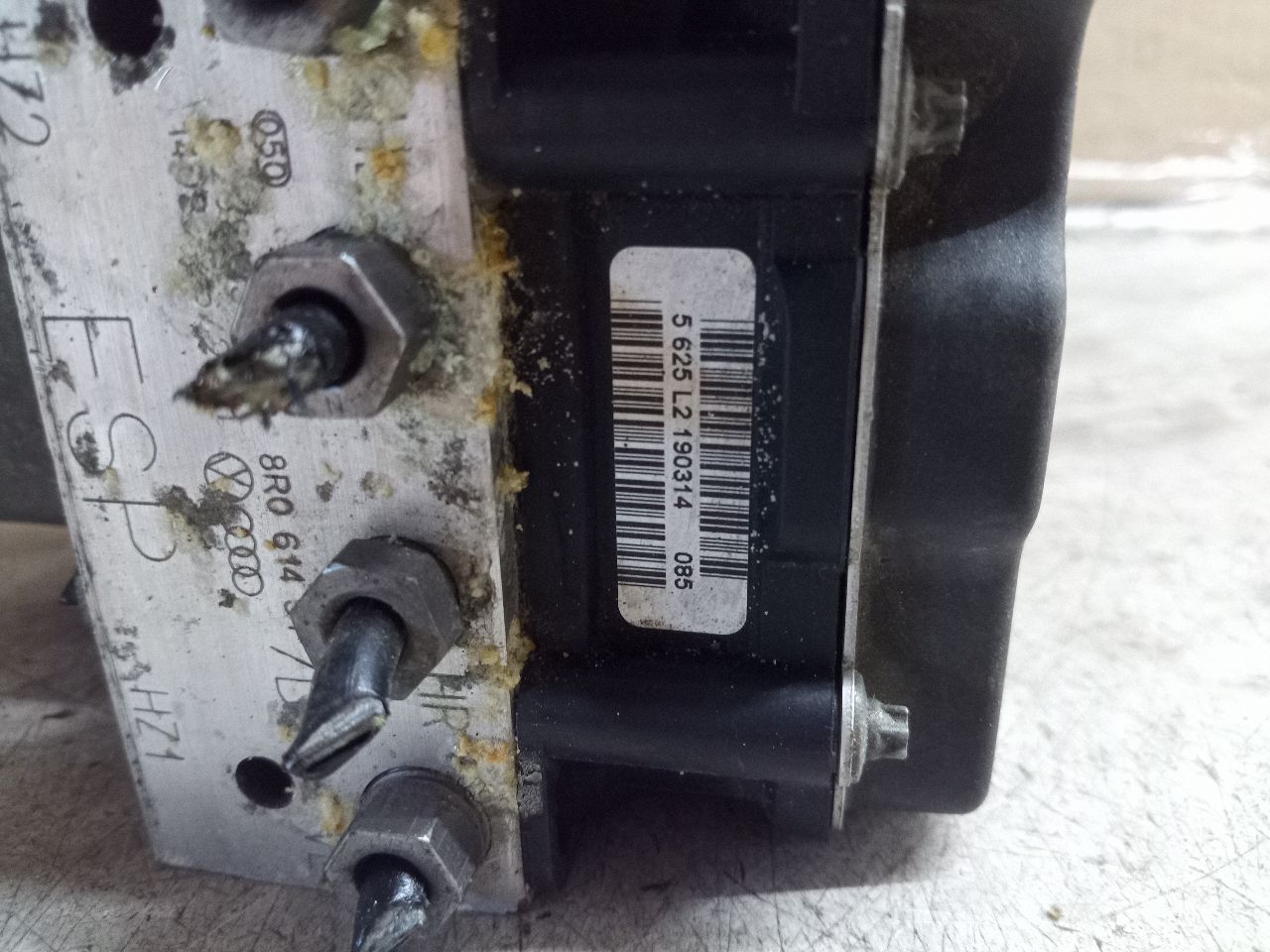 2014 AUDI Q5 4cyl Gasoline Turbo 2.0 Anti-lock Brake Pts - 20934 — photo 5