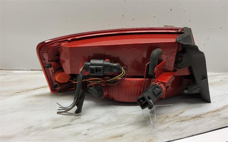 2009 AUDI A5 Right TAIL LAMP - 2097 — photo 2