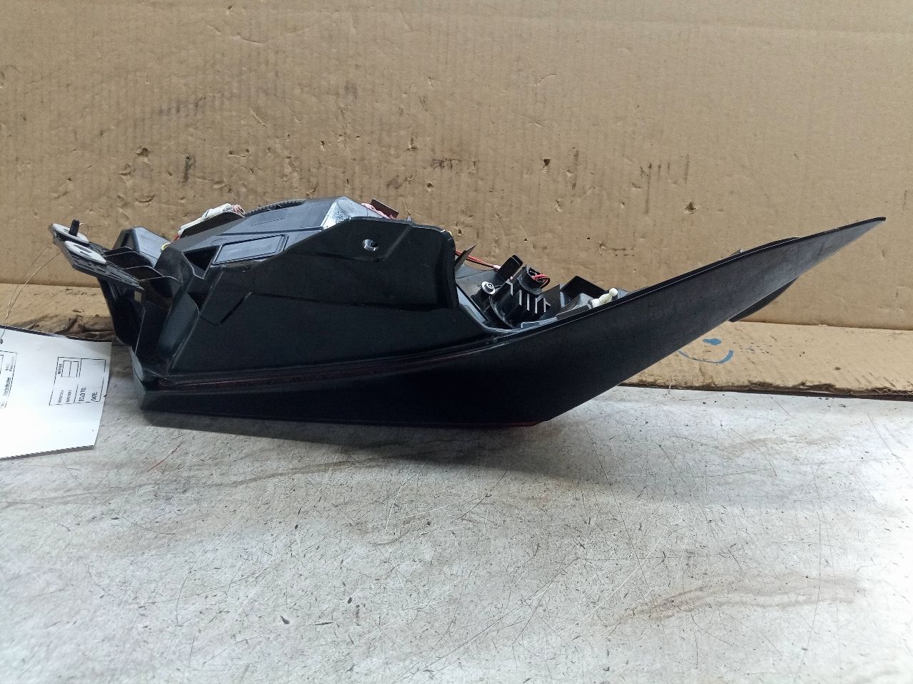 2022 SUBARU BR-Z Right TAIL LAMP - 210049 — photo 2