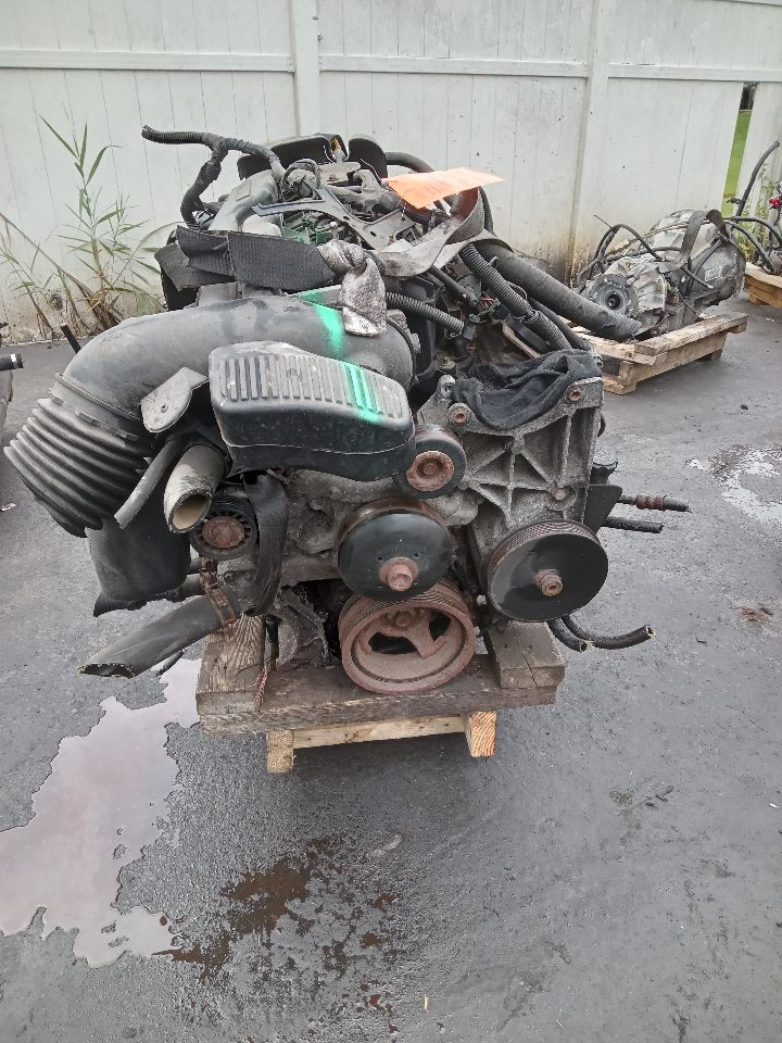 2010 GMC YUKON 8cyl Gasoline 5.3 FLEX ENGINE ASSEMBLY - 210279 — photo 4