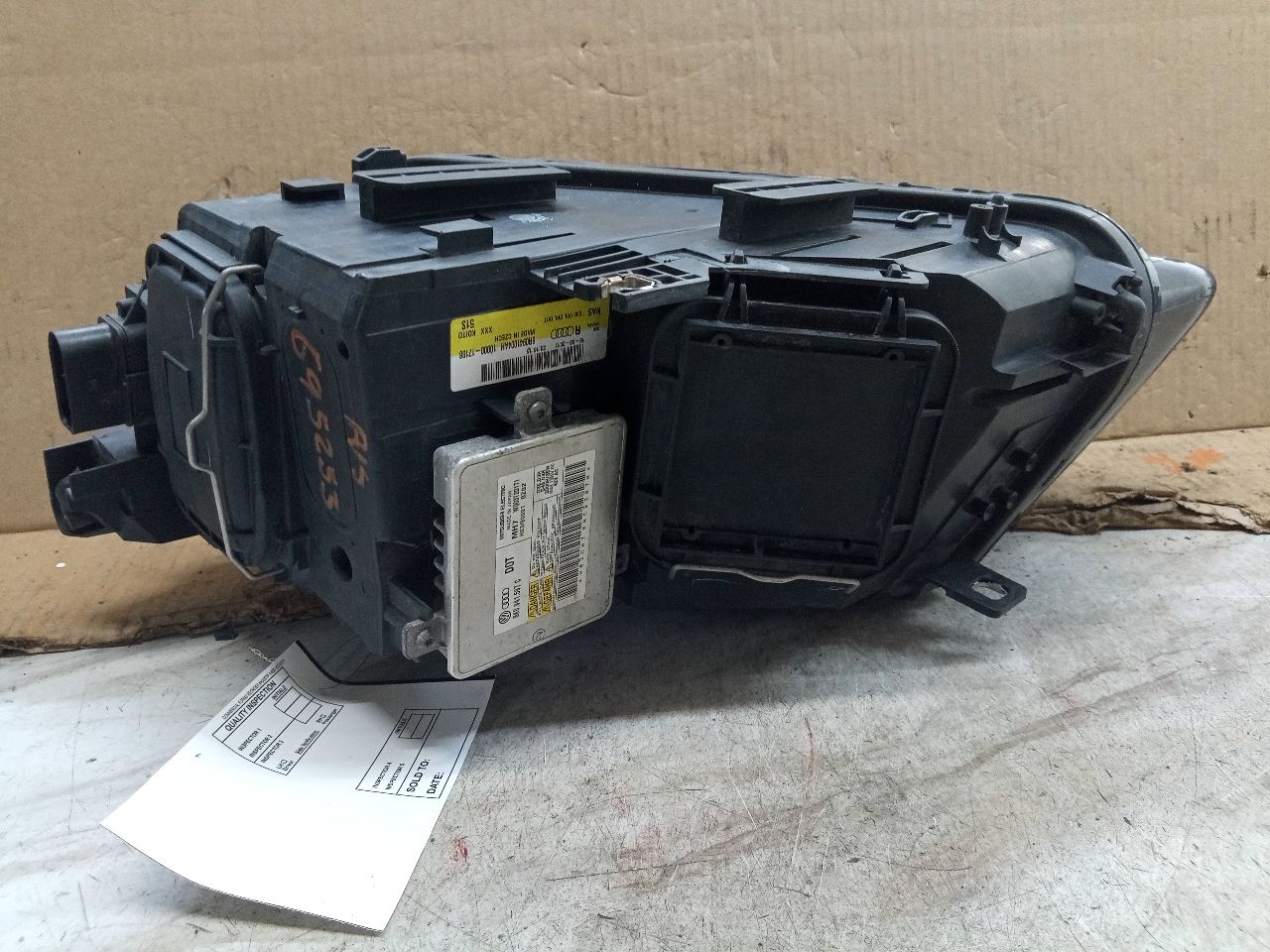 2011 AUDI Q5 6cyl Gasoline 3.2 Right HEADLAMP ASSEMBLY - 211076 — photo 3