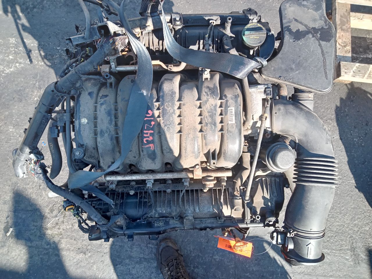 2011 HYUNDAI GENESIS 8cyl Gasoline 4.6 ENGINE ASSEMBLY - 211430