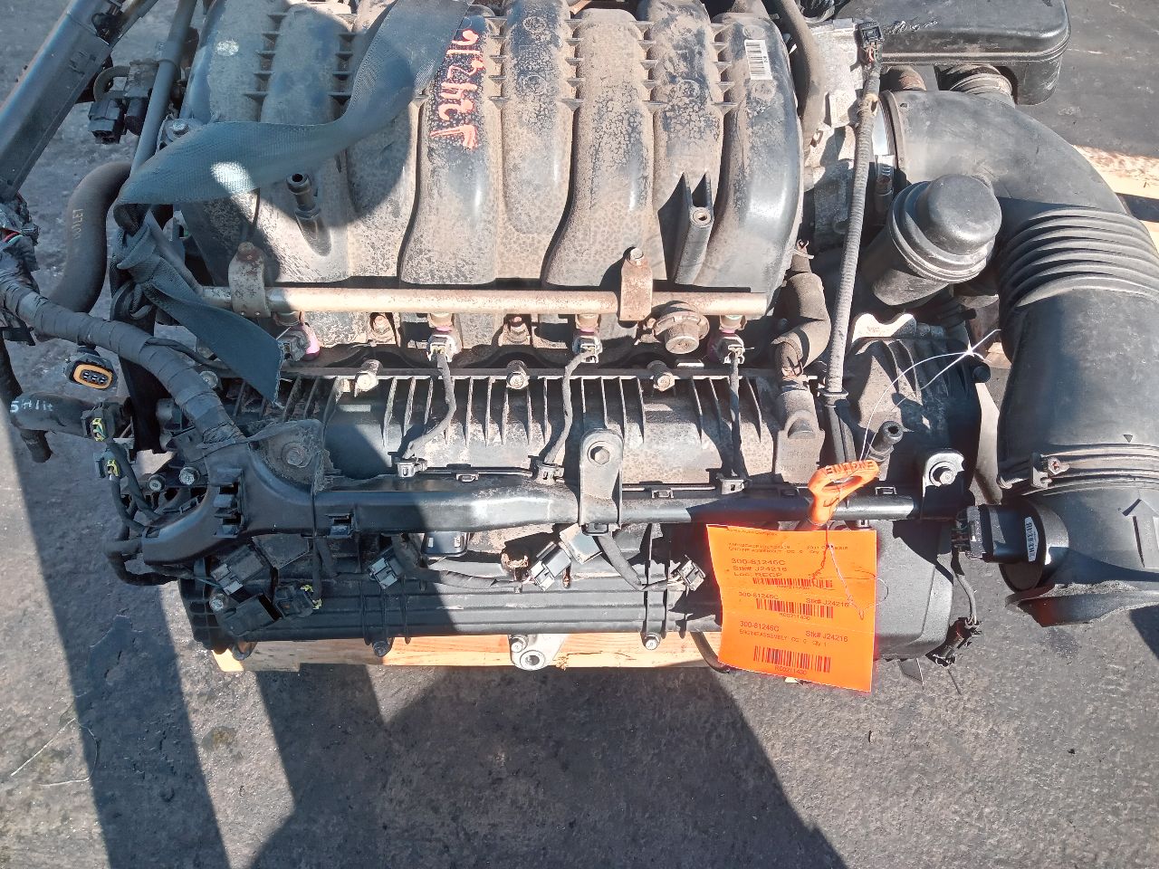2011 HYUNDAI GENESIS 8cyl Gasoline 4.6 ENGINE ASSEMBLY - 211430 — photo 2