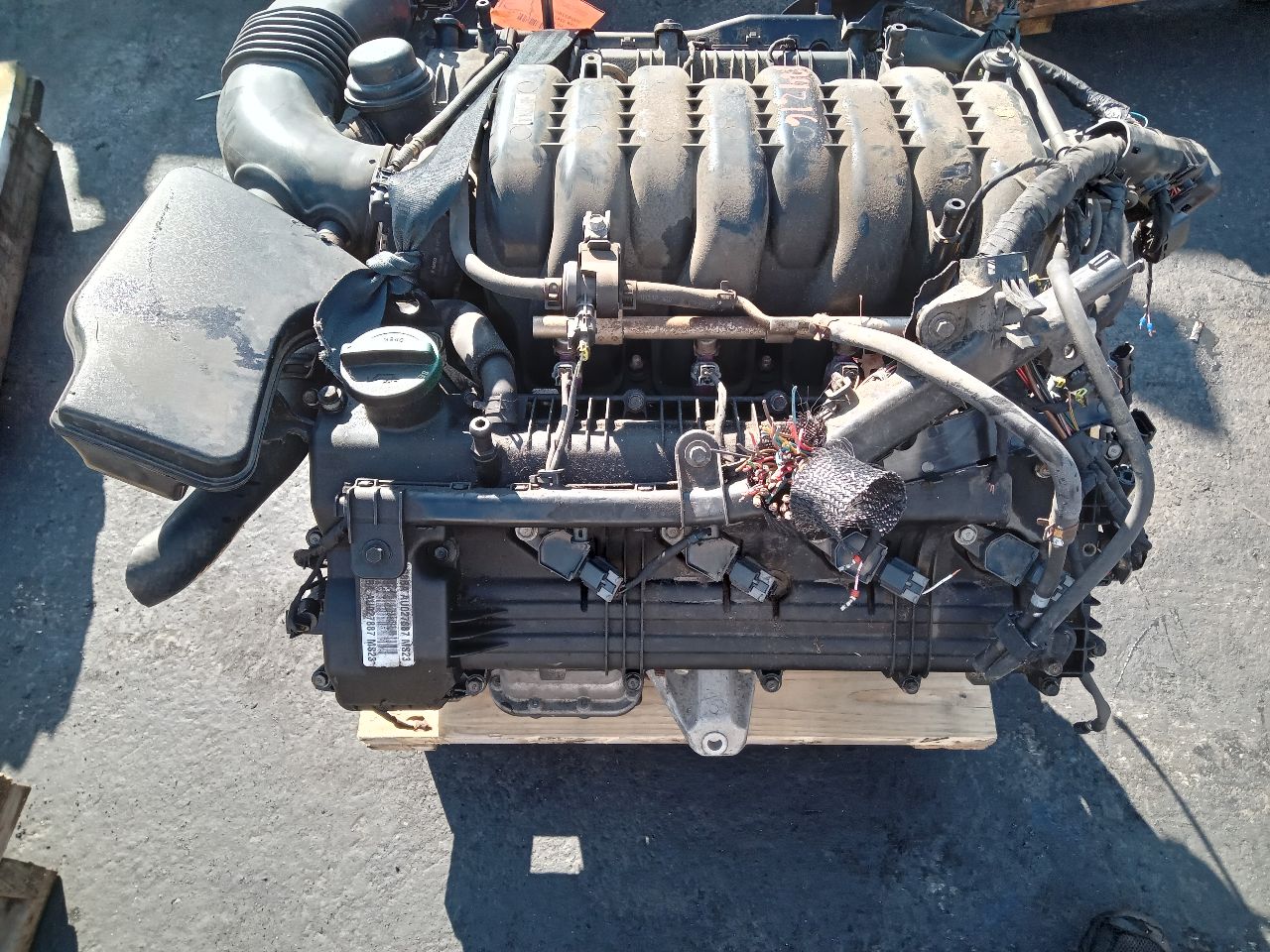 2011 HYUNDAI GENESIS 8cyl Gasoline 4.6 ENGINE ASSEMBLY - 211430 — photo 3