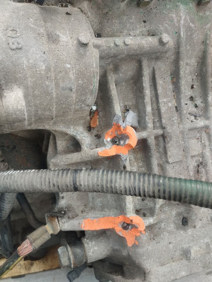 2004 NISSAN MAXIMA 6cyl Gasoline 3.5 Transmiss,Transaxle - 211657 — photo 2