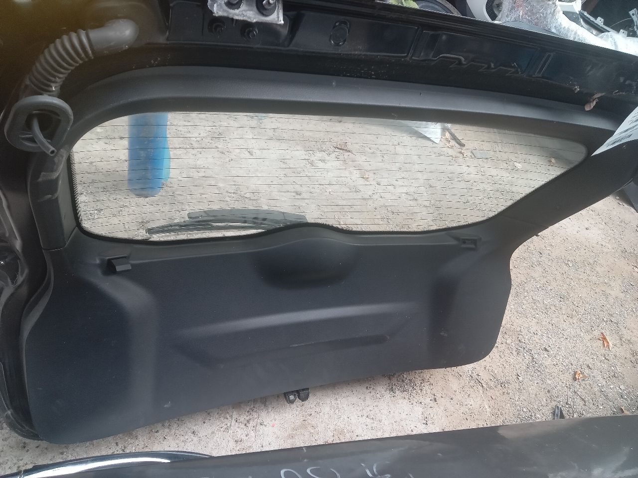 2018 NISSAN ROGUE SPORT 2.0L 4cyl Gasoline VVT Decklid  Tailgate - 211908 — photo 7