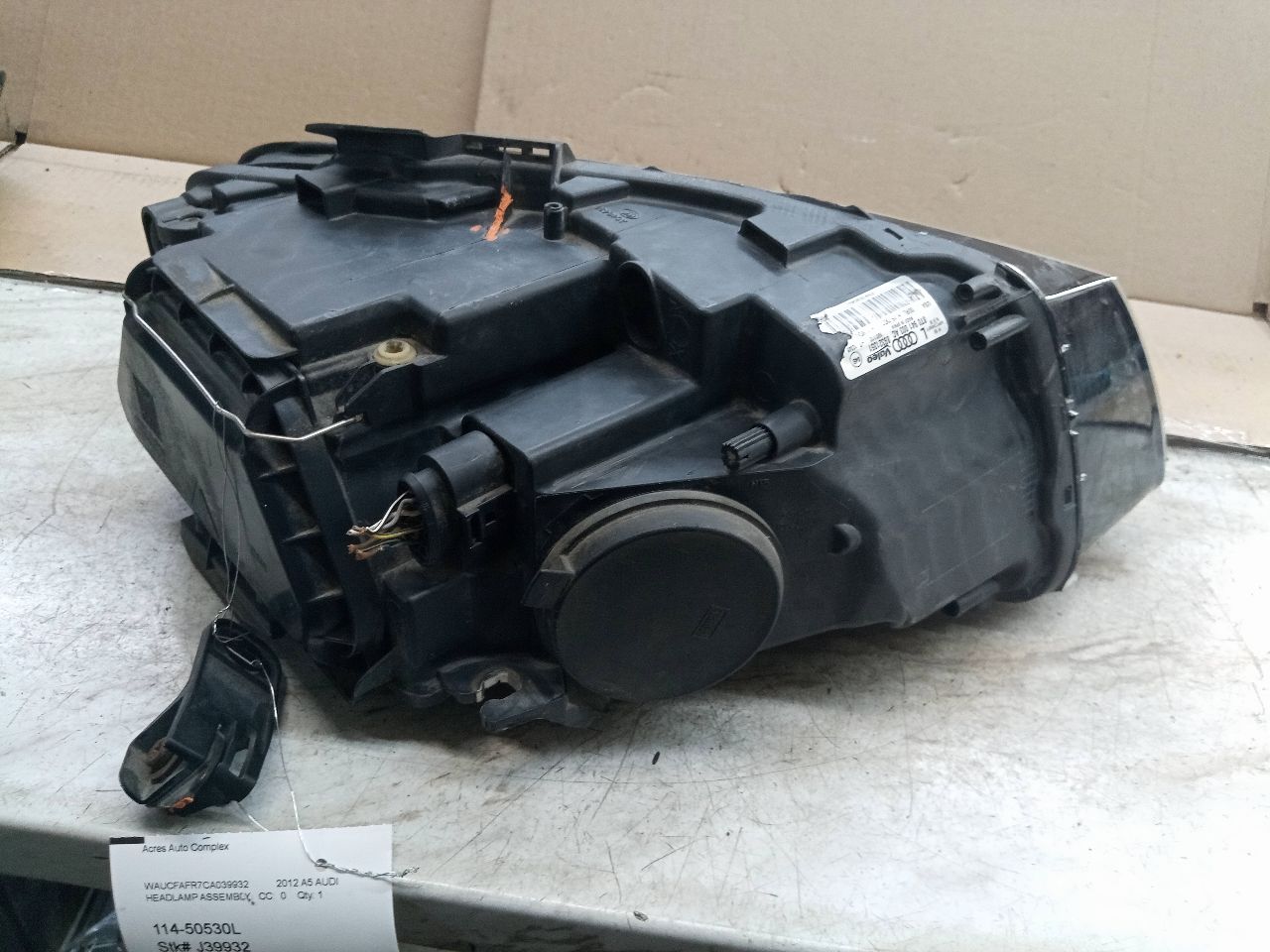 2012 AUDI A5 4cyl Gasoline Turbo 2.0 Left HEADLAMP ASSEMBLY - 212677 — photo 3