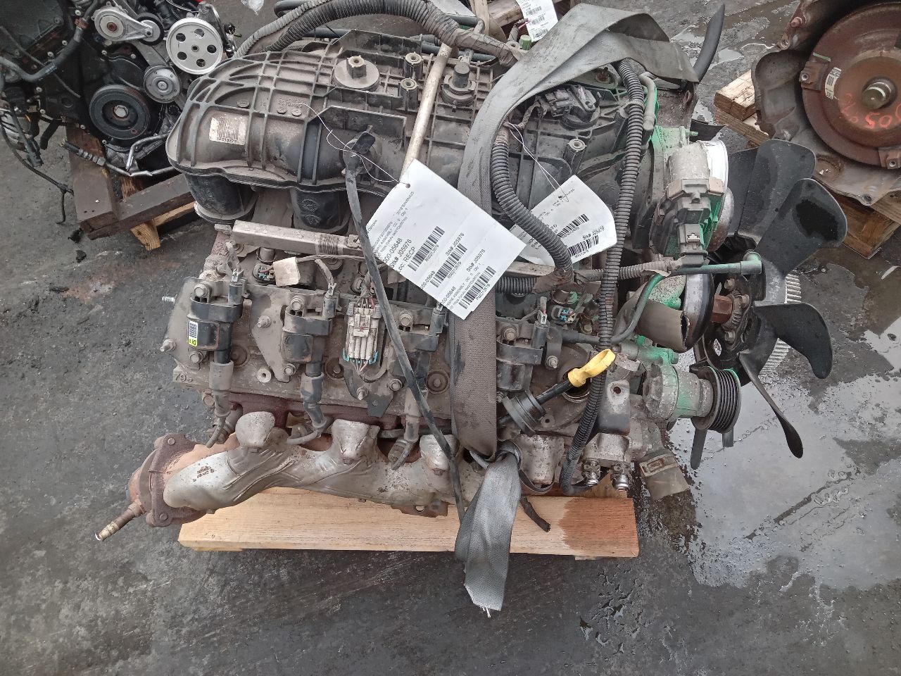 2016 GMC SAVANA 2500 VAN 4.8L 8cyl ENGINE ASSEMBLY - 212679