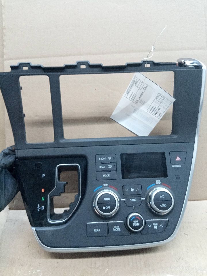 2015 TOYOTA SIENNA 6cyl Gasoline 3.5 TEMP CONTROL - 212741