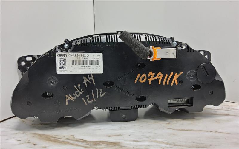 2013 AUDI A4 Speedo Head/Cluster - 2130 — photo 2