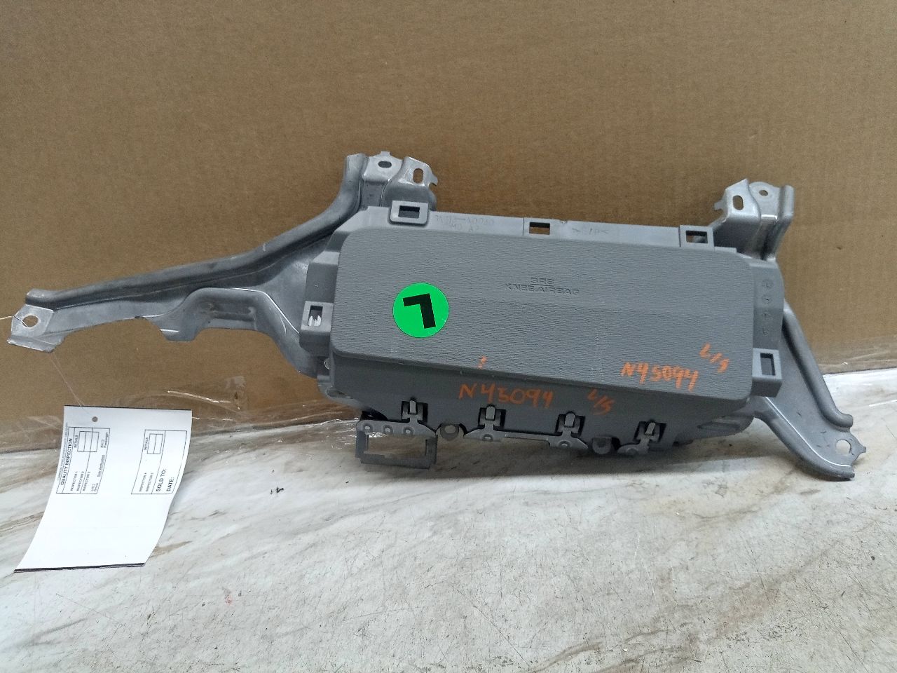 2011 TOYOTA SIENNA 6cyl Gasoline 3.5 Left AIR BAG - 213678