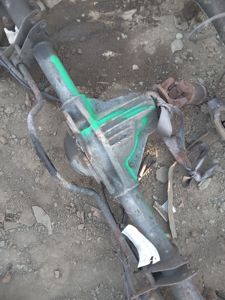 2003 DODGE SPRINTER 2500 2.7L 5cyl Turbo Diesel AXLE ASSEMBLY, RR - 214176 — photo 2