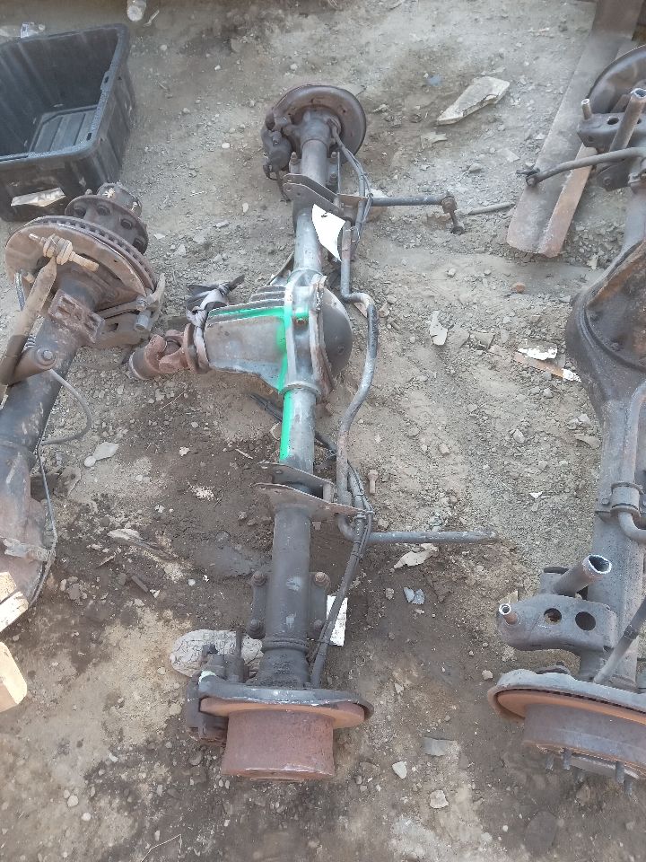 2003 DODGE SPRINTER 2500 2.7L 5cyl Turbo Diesel AXLE ASSEMBLY, RR - 214176 — photo 4