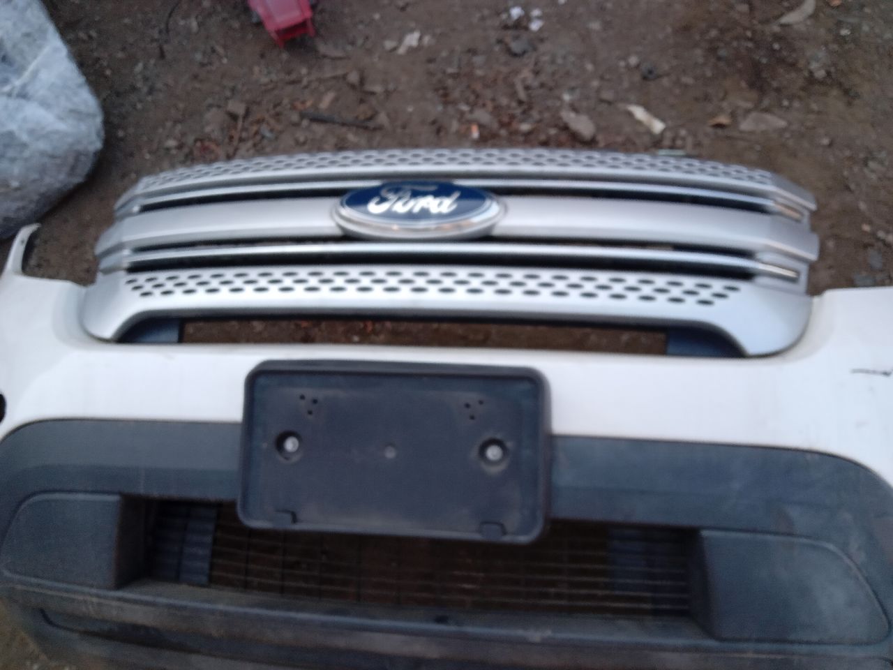 2015 FORD EXPLORER BUMPER ASSY, FRONT - 214181 — photo 4