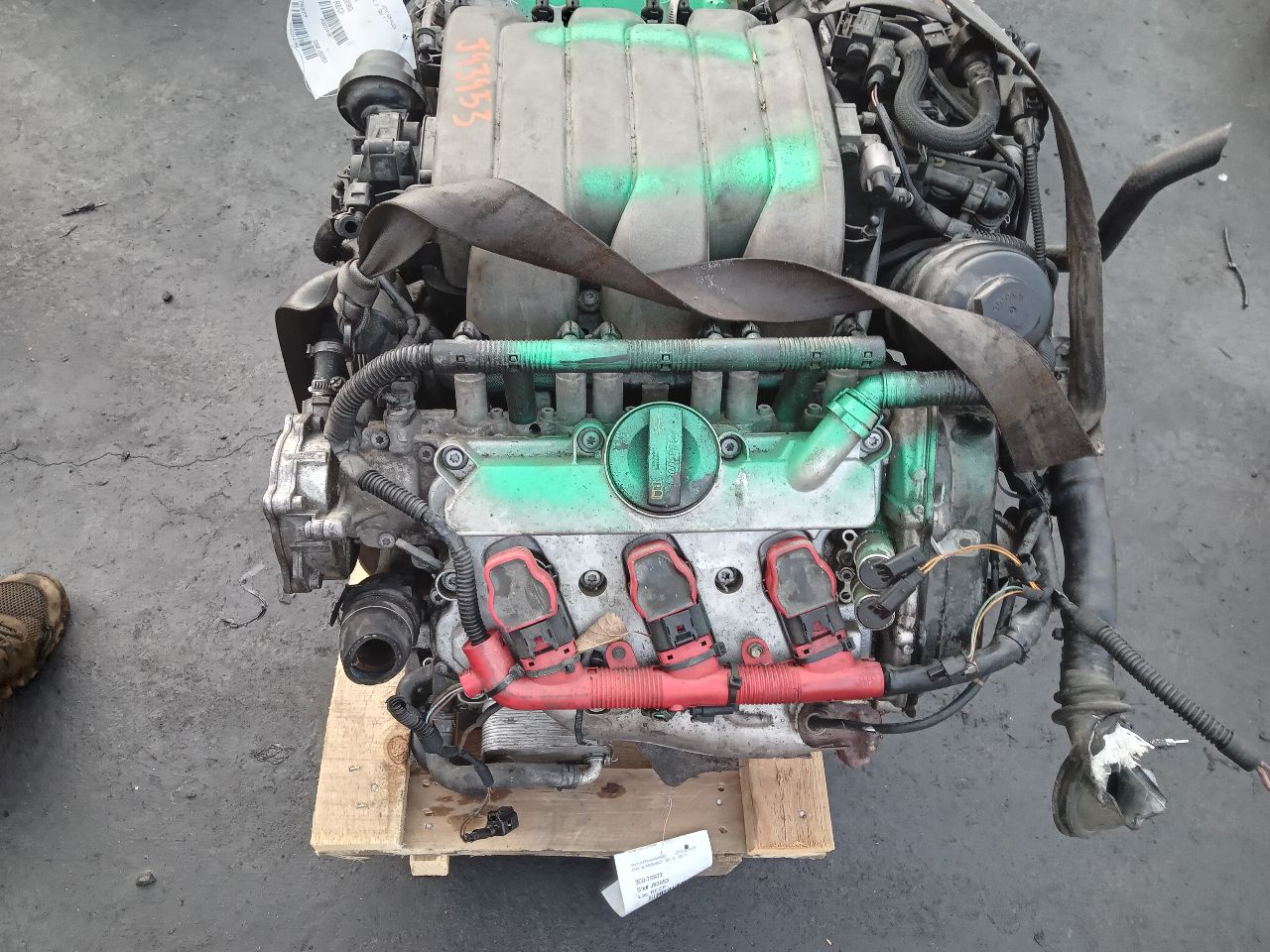 2010 AUDI Q5 6cyl Gasoline 3.2 ENGINE ASSEMBLY - 214186 — photo 2