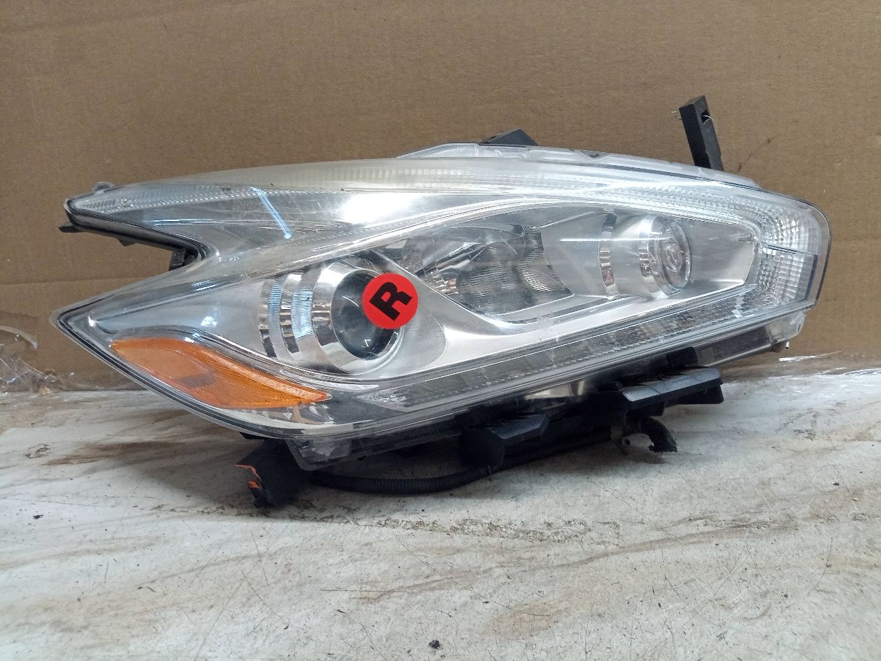 2017 NISSAN MURANO 3.5L 6cyl Gasoline VVT Right HEADLAMP ASSEMBLY - 214480