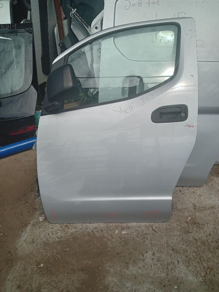 2015 NISSAN NV200 Left DOOR ASSEMBLY, FR - 214882