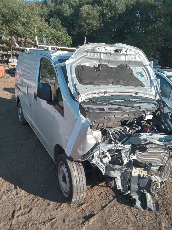 2015 NISSAN NV200 Eng/Motor Cont Mod - 214939 — photo 3