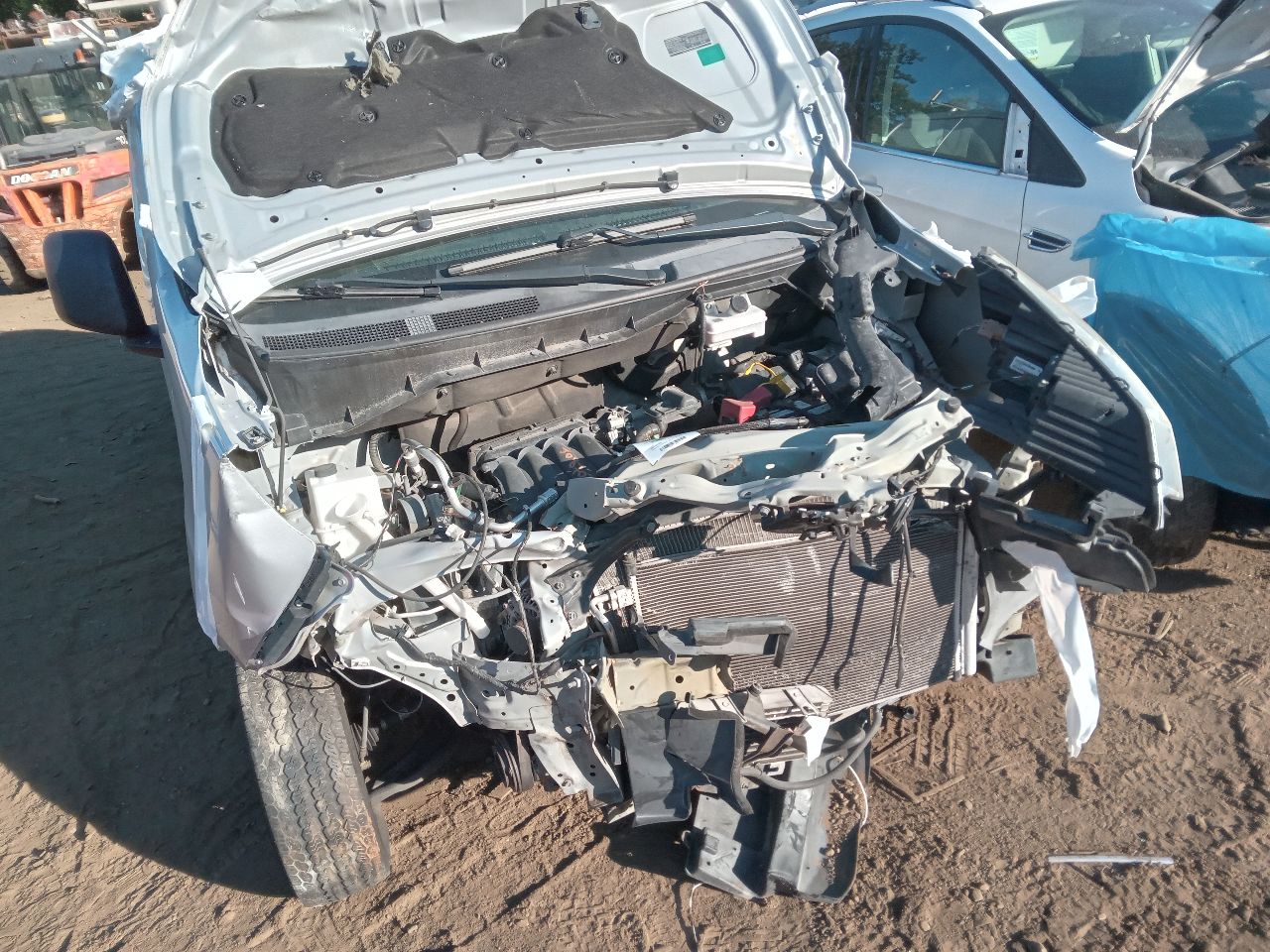 2015 NISSAN NV200 Chassis Cont Mod - 214940 — photo 4