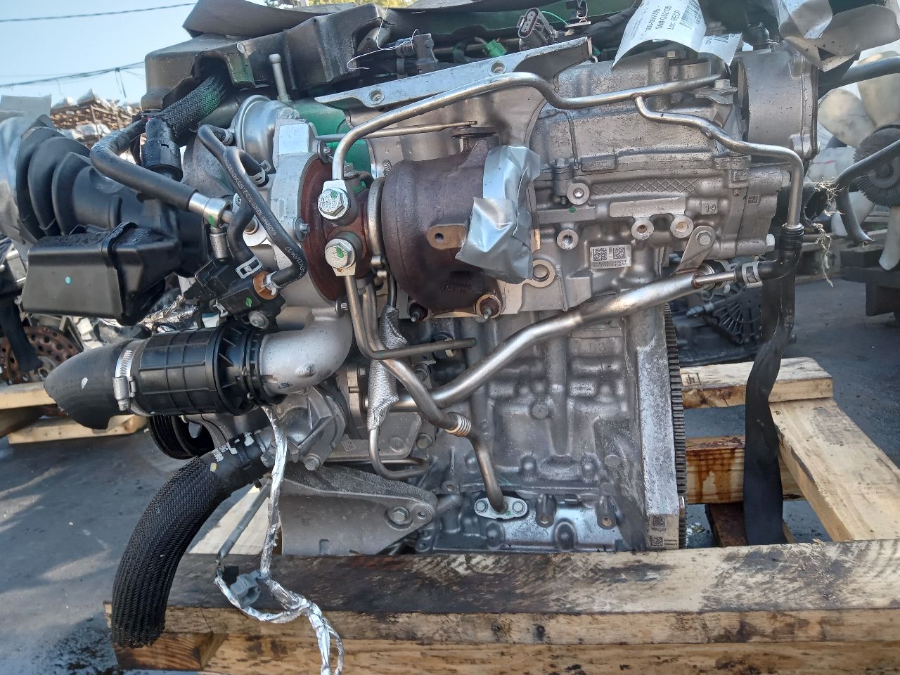 2018 CHEVROLET MALIBU ENGINE ASSEMBLY - 215061 — photo 4