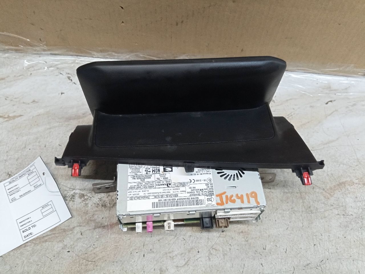 2022 MITSUBISHI OUTLANDER 2.5L 4cyl Gasoline Radio Audio - 215279 — photo 3