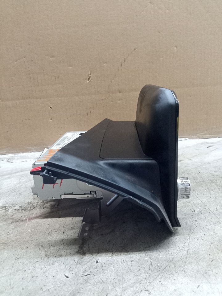 2022 MITSUBISHI OUTLANDER 2.5L 4cyl Gasoline Radio Audio - 215279 — photo 6