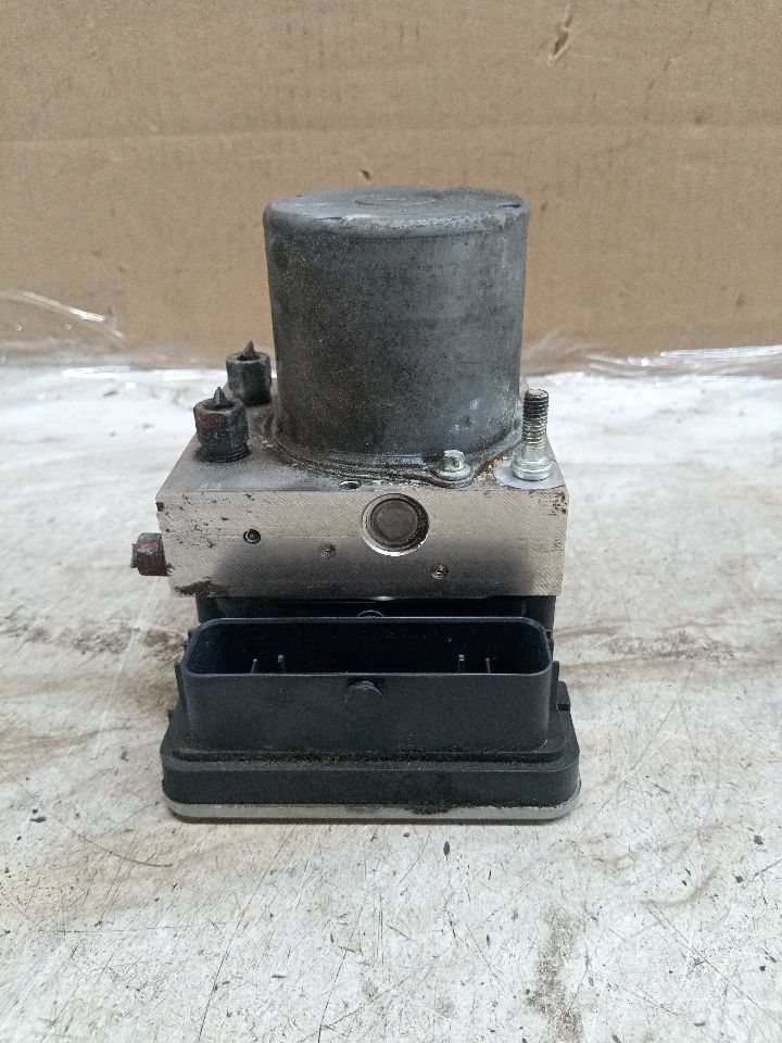 2022 MITSUBISHI OUTLANDER 2.5L 4cyl Gasoline Anti-lock Brake Pts - 215282