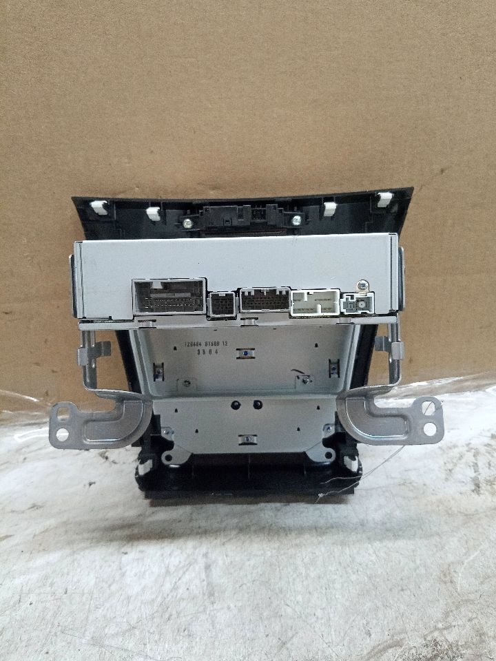 2013 ACURA ILX 2.0L 4cyl Gasoline VVT Radio Audio - 215498 — photo 6