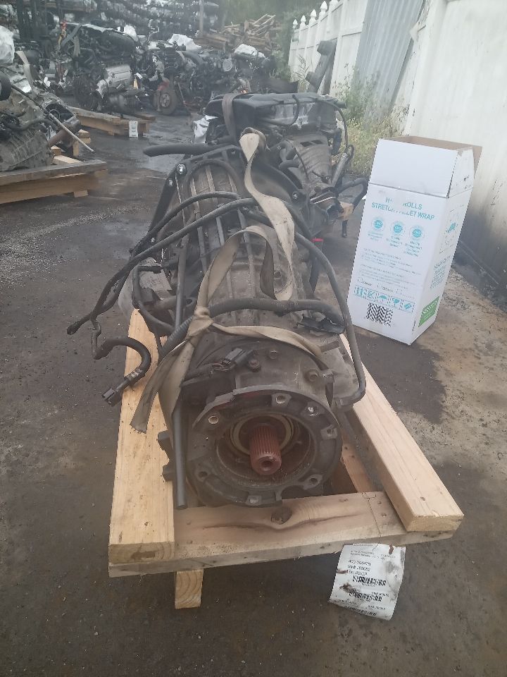 2004 FORD F250SD PICKUP 8cyl Diesel Turbo 6.0 Transmiss,Transaxle - 215807