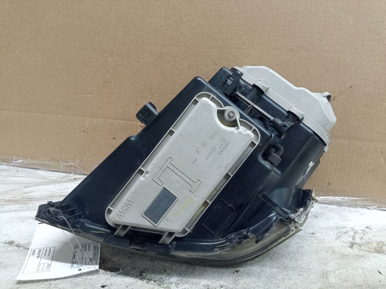 2008 CADILLAC STS Left HEADLAMP ASSEMBLY - 215819 — photo 4