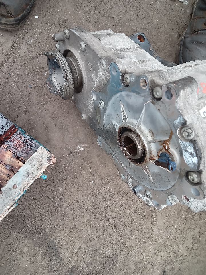 2006 CADILLAC SRX 6cyl Gasoline 3.6 TRANSFER CASE ASSY - 216296 — photo 5