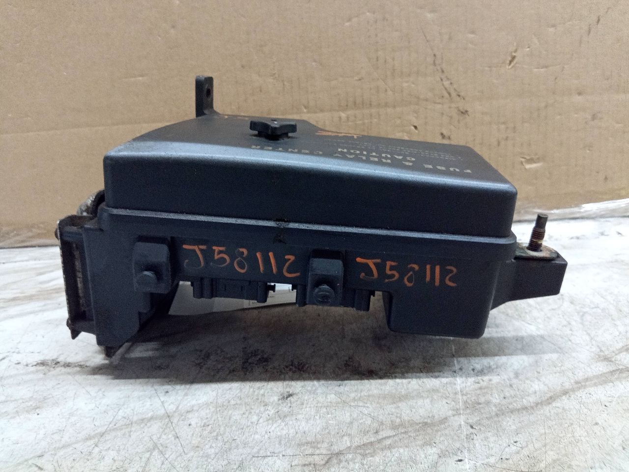 2003 DODGE 2500 PICKUP 8cyl Gasoline 5.7 HEMI Fuse Box, Engine - 217042 — photo 5
