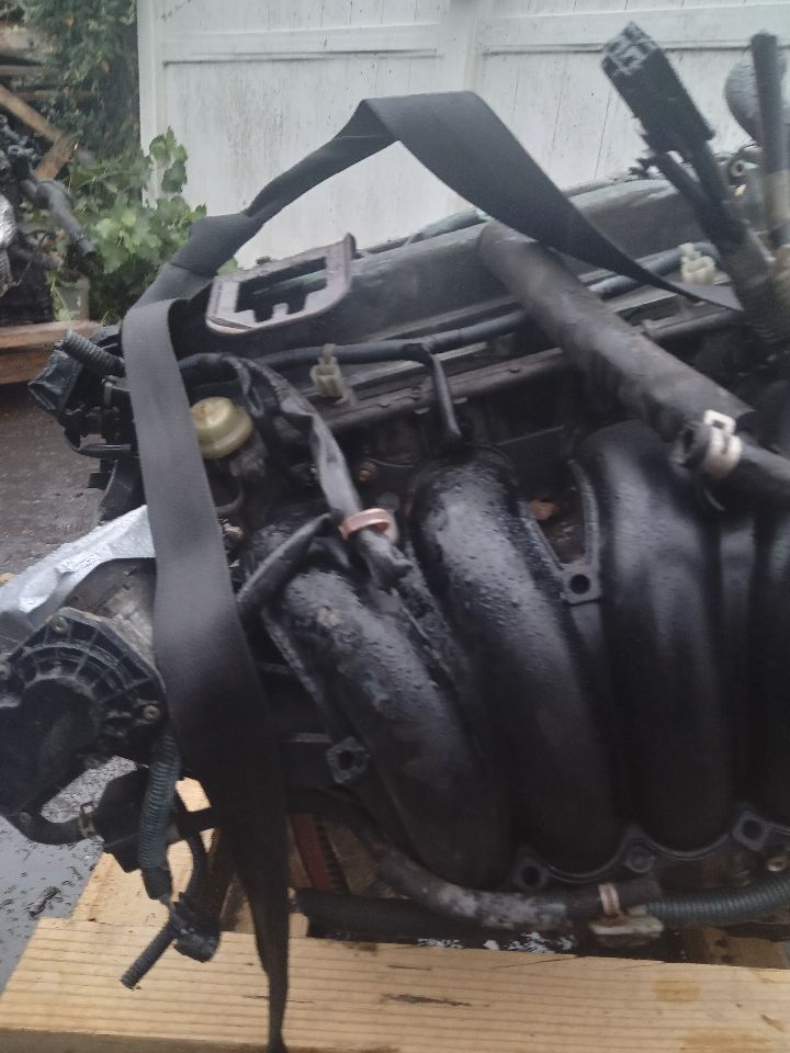 2004 TOYOTA RAV4 4cyl Gasoline 2.4 ENGINE ASSEMBLY - 217384 — photo 2