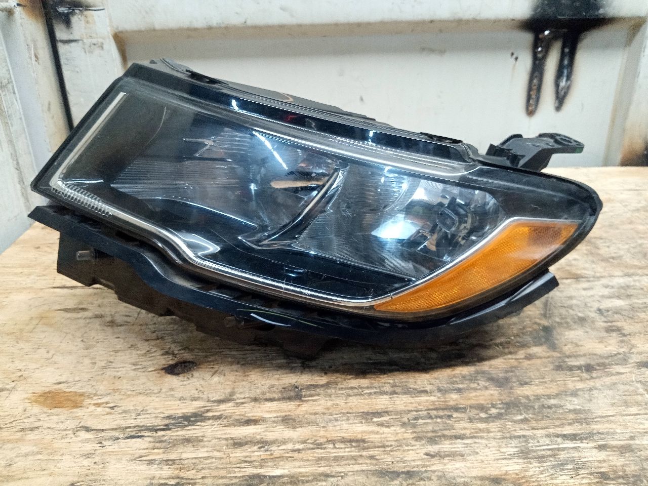2018 JEEP COMPASS Left HEADLAMP ASSEMBLY - 217440