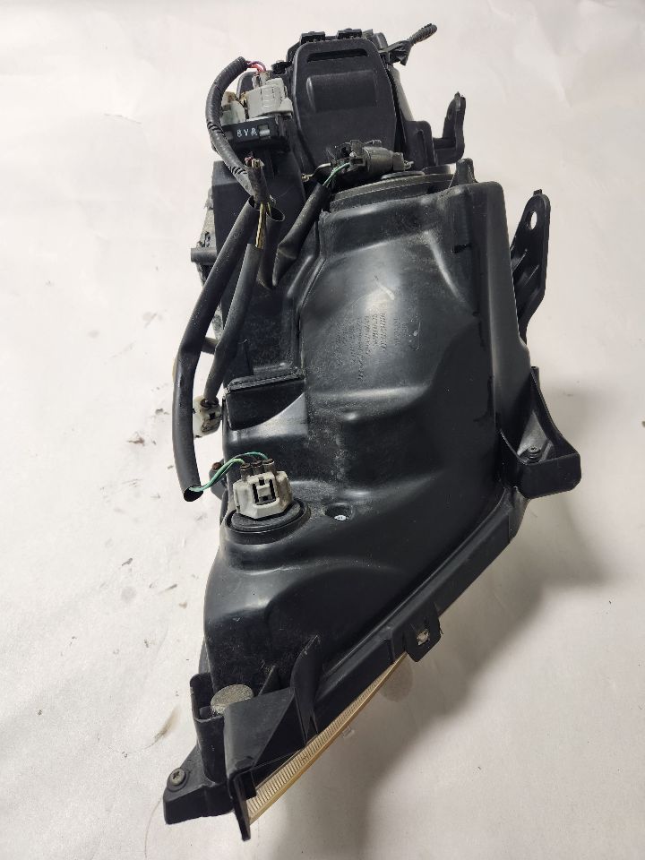 2009 TOYOTA VENZA Left HEADLAMP ASSEMBLY - 217445 — photo 8