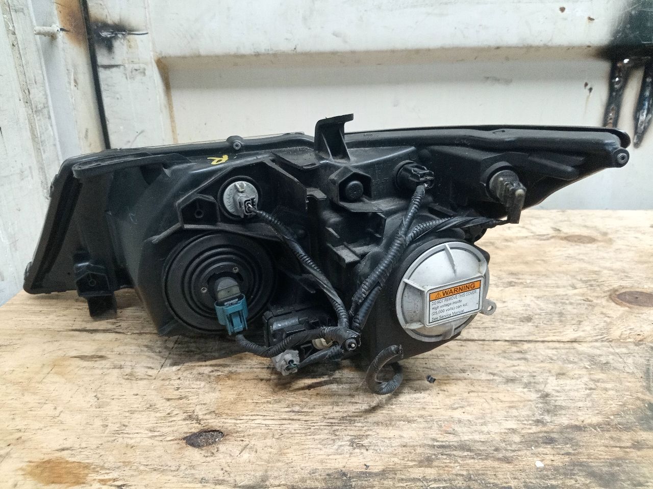 2011 ACURA MDX Right HEADLAMP ASSEMBLY - 217446 — photo 2