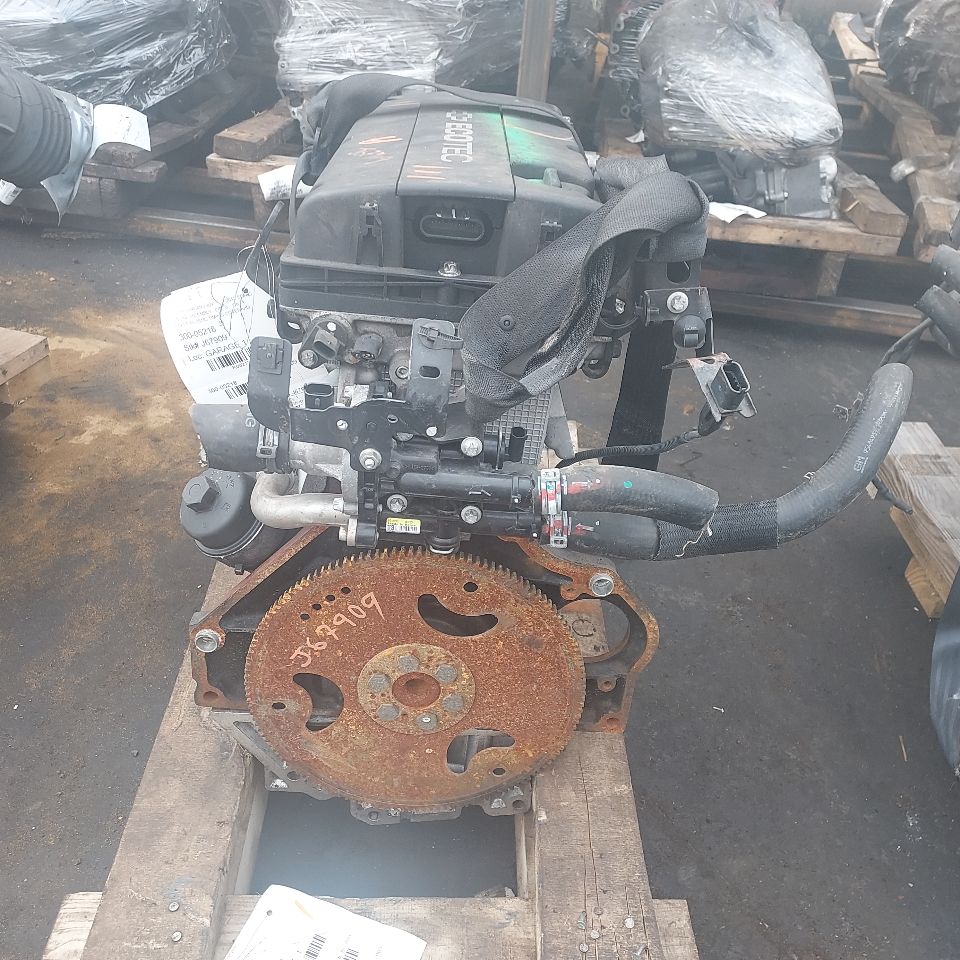 2012 CHEVROLET SONIC 4cyl Gasoline 1.8 ENGINE ASSEMBLY - 217590 — photo 6