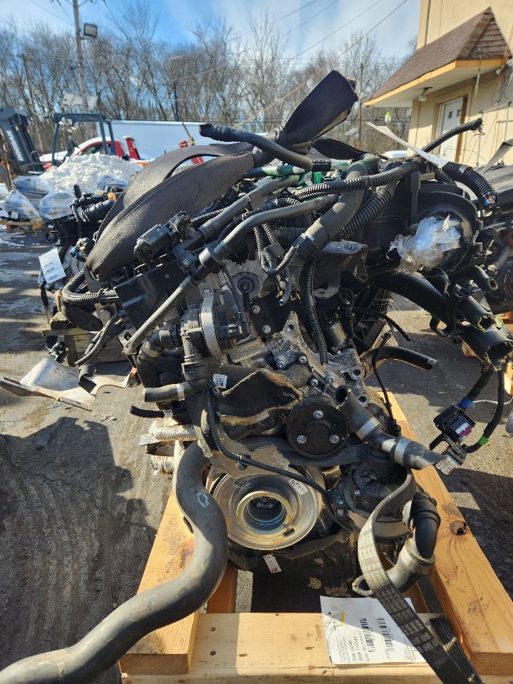 2022 BMW X3 2.0L 4cyl Turbo Gasoline ENGINE ASSEMBLY - 217690 — photo 2
