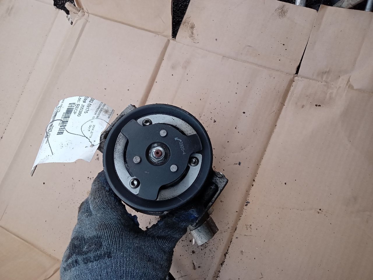 2014 VOLKSWAGEN JETTA 4cyl Gasoline 2.0 AC COMPRESSOR - 218120 — photo 4