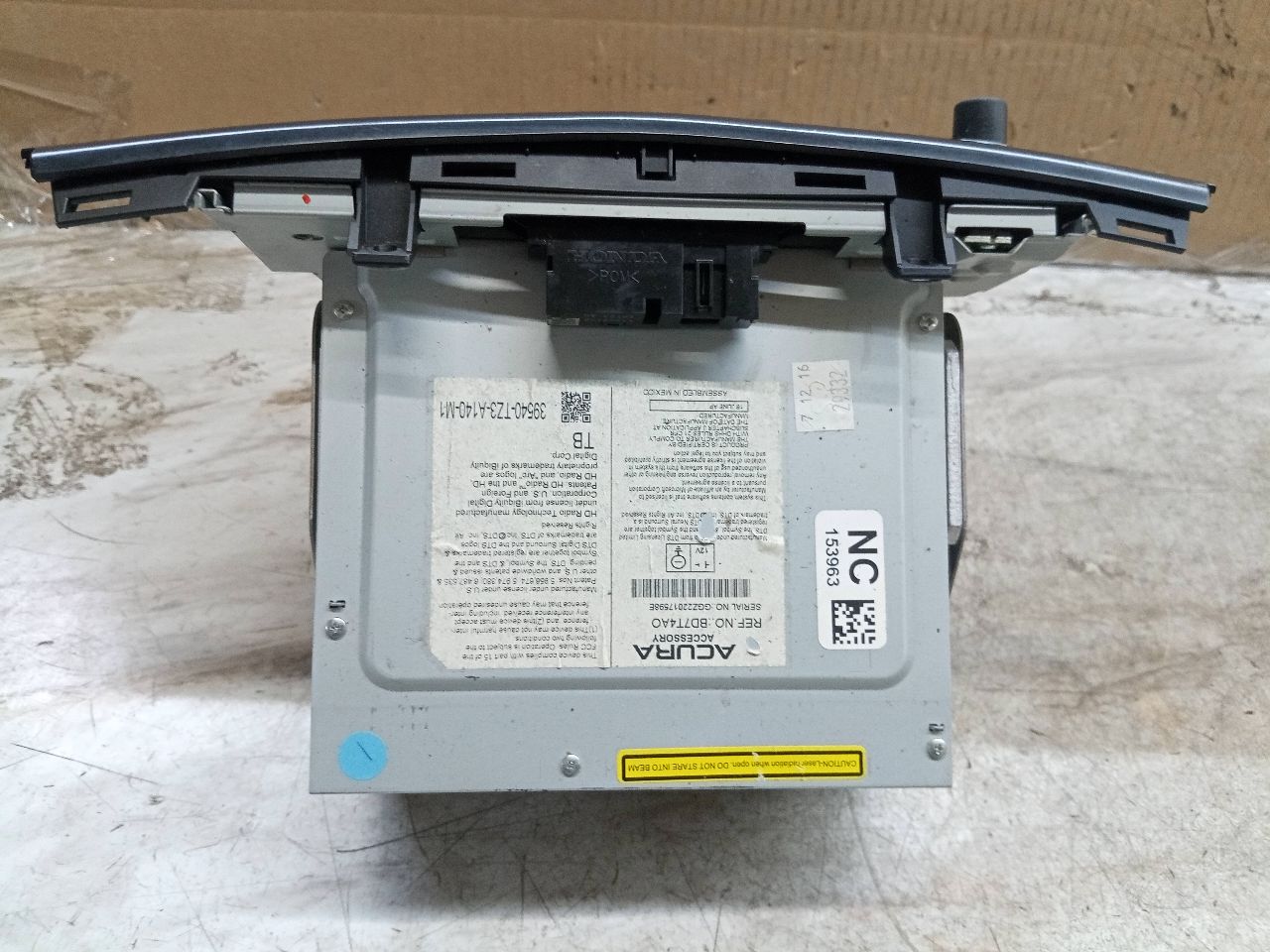 2016 ACURA TLX 2.4L 4cyl Gasoline VVT Radio Audio - 218282 — photo 2