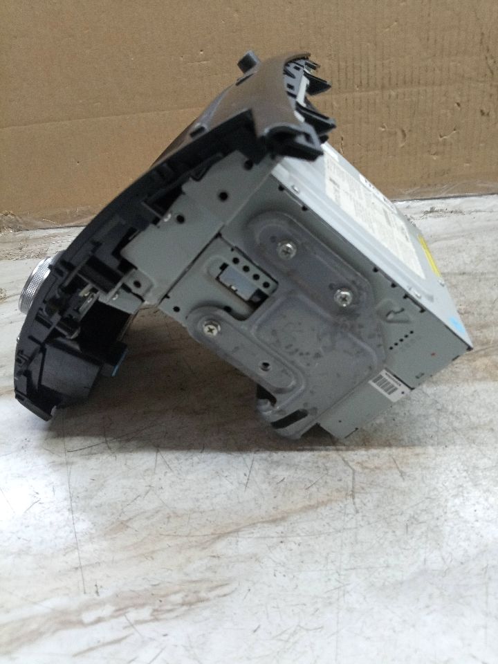 2016 ACURA TLX 2.4L 4cyl Gasoline VVT Radio Audio - 218282 — photo 4