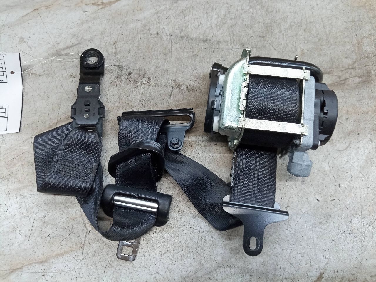 2013 VOLVO 60 SERIES 5cyl Gasoline Turbo 2.5 Seat Belt, Front - 218426