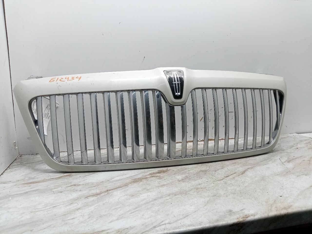 2006 LINCOLN NAVIGATOR 8cyl Gasoline 5.4 GRILLE - 218508
