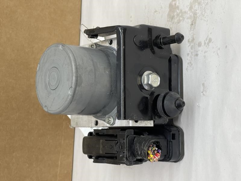 2019 SUBARU FORESTER Anti-lock Brake Pts - 2192 — photo 5