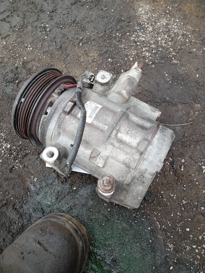 2008 FORD EXPLORER 6cyl Gasoline 4.0 AC COMPRESSOR - 220344 — photo 2