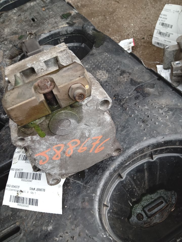 2000 FORD VAN 6.8L Triton V10 AC COMPRESSOR - 220347 — photo 5