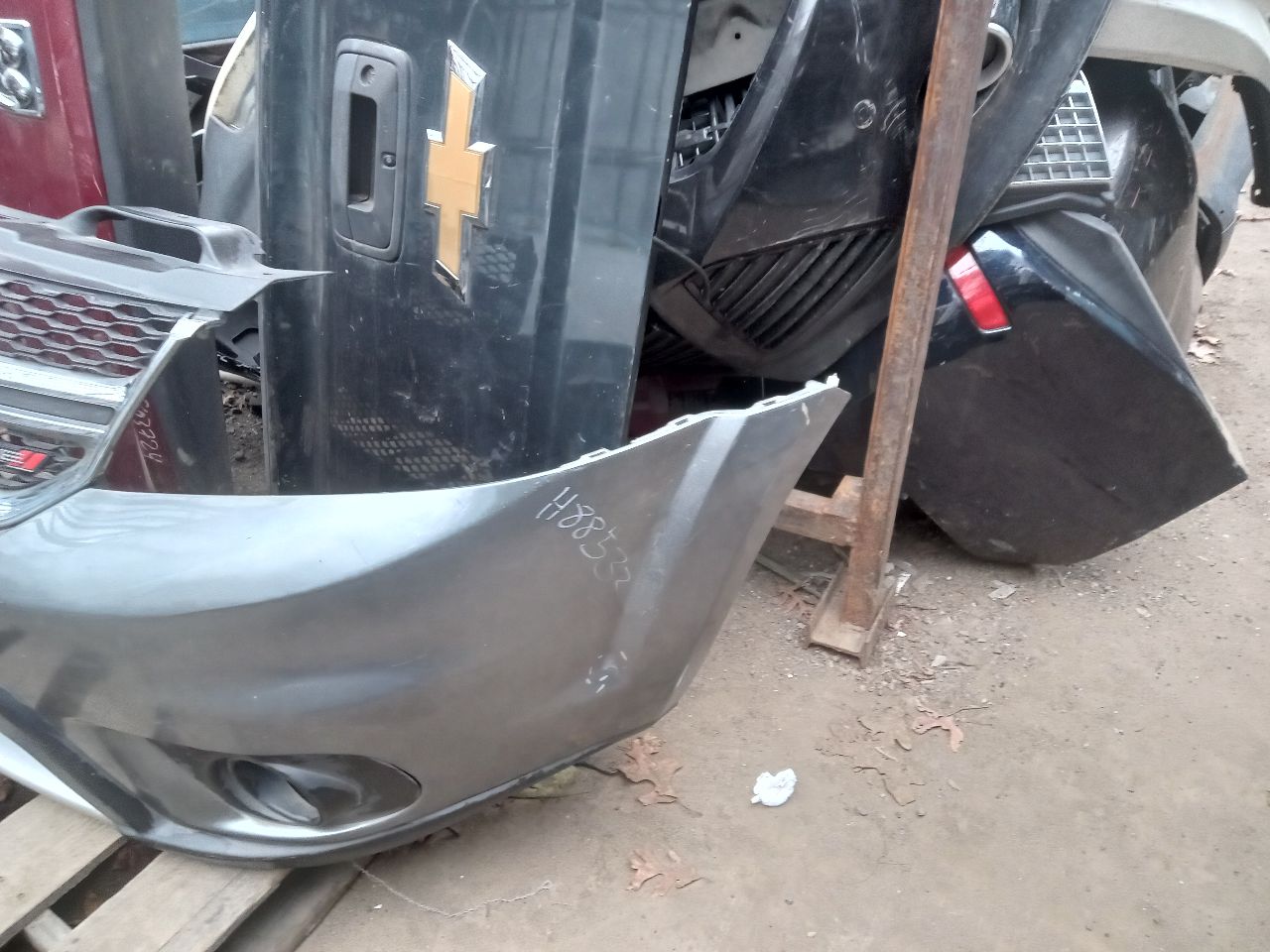 2012 DODGE JOURNEY BUMPER ASSY, FRONT - 220806 — photo 2