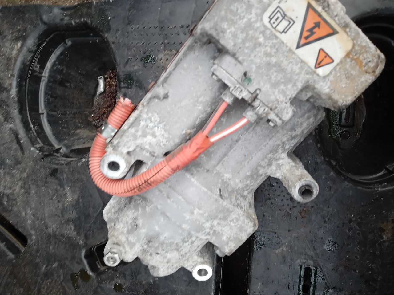 2012 FORD ESCAPE AC COMPRESSOR - 220869 — photo 3