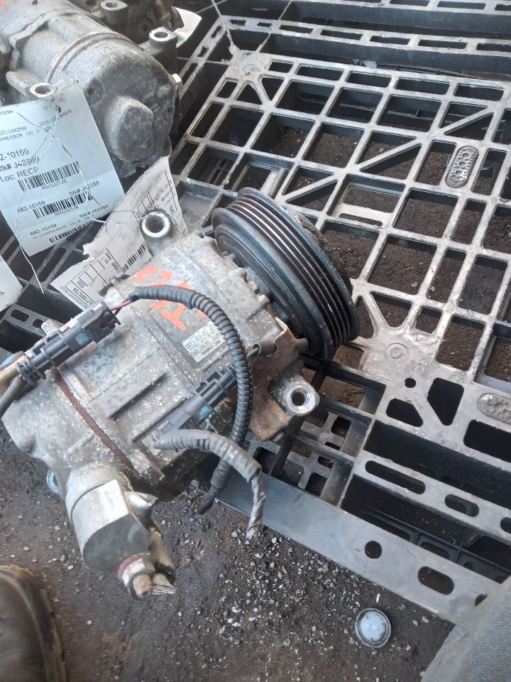2012 CHEVROLET EQUINOX AC COMPRESSOR - 221788 — photo 1